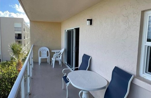 Longboat Key Condo | Beachcomber unit 501