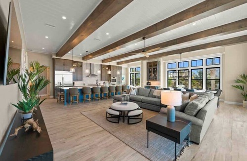 Siesta Key Village House | Beachfront Luxury - Resort Pool - Steps to Village