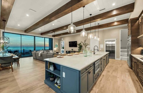 Siesta Key Village House | Beachfront Luxury - Resort Pool - Steps to Village