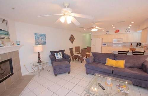 Indian Rocks Beach Condo | Beachfront, Private Elevator, Pool, Grill, Covered Parking, FREE Activities! ~ Sea Isles #M