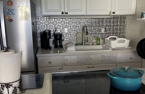 Punaluu Condo | Beachfront, Turtles, swim snorkel sun. New AC in unit. Washer dryer.