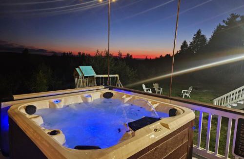 Robbinston House | Bear Mountain Lodge. 560 Acre Wooded Estate.