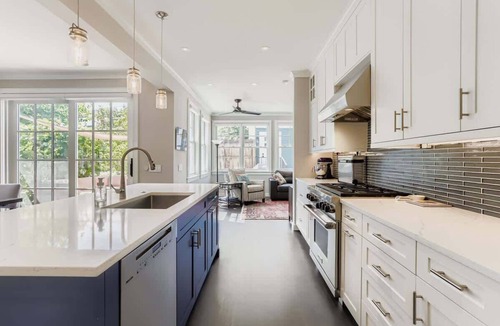 Newlands House | Beautiful Fully Furnished New Build in Newlands