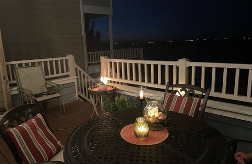 Heron Harbour Isle House | Beautiful sunsets on the bay