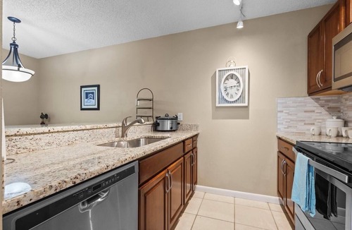 Wedgewood Of Palm Harbor House | Beautiful Townhome/Fully Furnished in the heart of Palm Harbor.