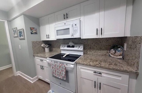 Siesta Key Village Villa | Beautiful Villa Located in White Sands Village 55+