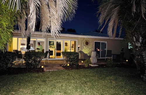 Dixie Shores Condo | Beautiful Waterfront Condo