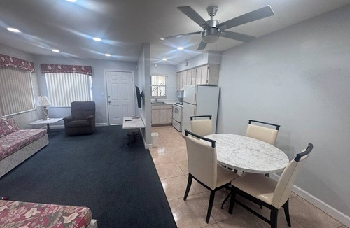 Largo Hotel | Belleair Village Motel