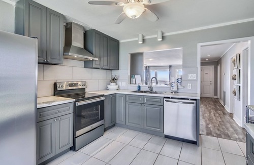 Bermuda Beach Cottage | Bermuda Beachfront by Ryson Vacation Rentals