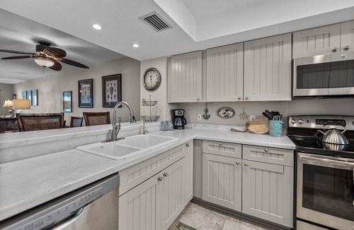 Boca Grande Condo | BG North 67, a spacious 2-bedroom, 2-bathroom condo in Boca Grande with stunning Gulf views