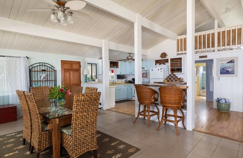 Kamuela Cottage | Big Island Blue Makai - Rare Oceanfront 2 BR in Puako, Turtles and Sunsets!