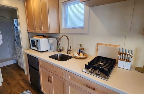 New Bedford House | Blue Haven Houseboat