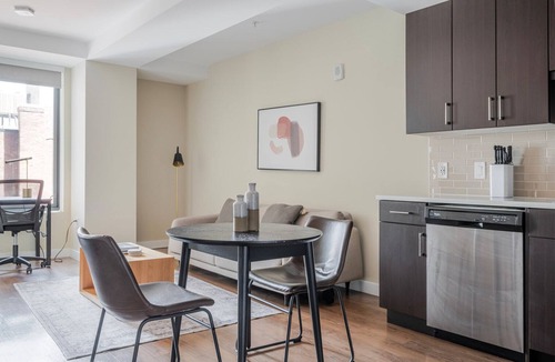 Theatre District Apartment | Blueground | Boston Theater District, rooftop, nr Boston Common