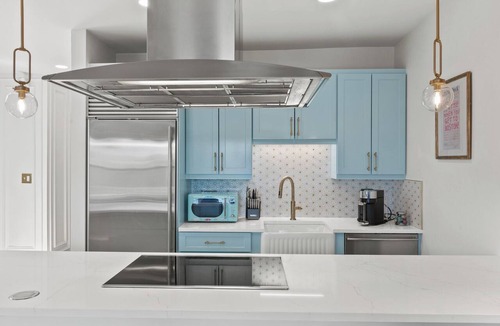 South End Apartment | Boston 2BR Apt Near Copley,Comm,Prudential Center,Library,Fenway,Back Bay,MGH