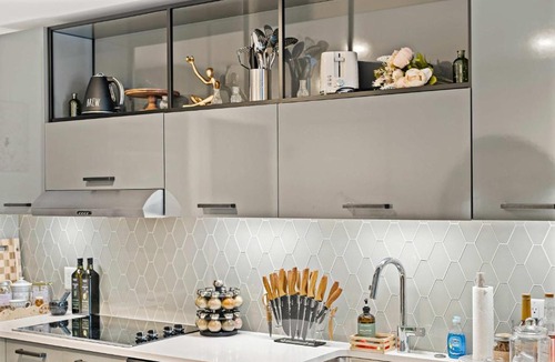 Shawmut Apartment | Boston Family Suite with Pool and Gym how lovely