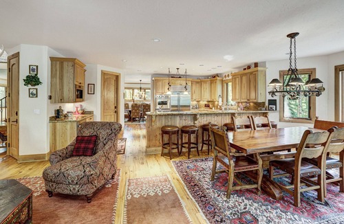 Christie Heights Villa | Breckenridge 150 - Four Bedroom Villa, Sleeps 12