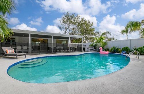 Harbor Hills House | Breezy Blue-Pool Hot Tub Minutes to Beach Games
