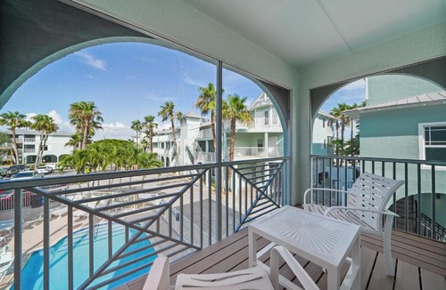 Bradenton Beach Hotel | Bridgewalk, a Landmark Resort