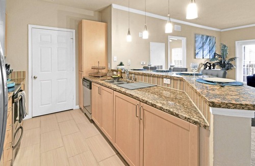 Port Tampa City Apartment | Bright stylish 2 BD unit / Ideal for long stays