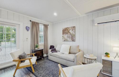 South Seminole Heights House | Bungalow 110
