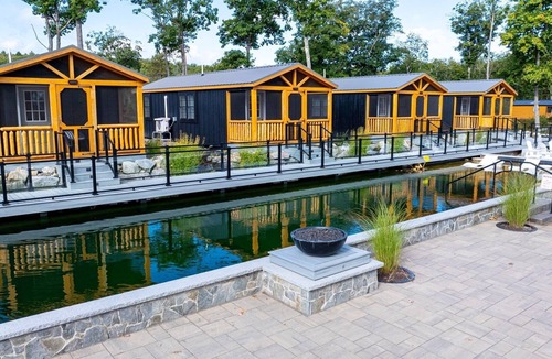 North Sebago Villa | Cardinal Limit 3 1 Bedroom Cabin