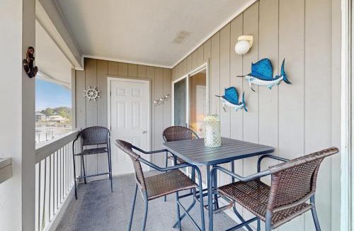 Carolina Yacht Landing Apartment | Carolina Yacht Landing E-13