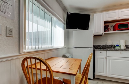 Sunset Reef Hotel | Carousel #4&5- Adjoining rooms steps to the Beach!