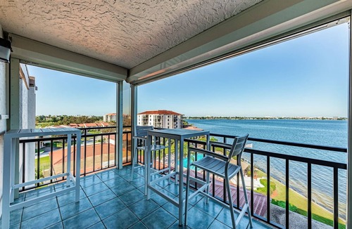 Casa del Mar Condo | Casa A 'Tropical State of Mind'
