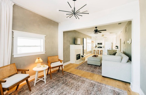 South Seminole Heights House | Casa Cayuga - Brand New Furnishing - 4 Bedrooms