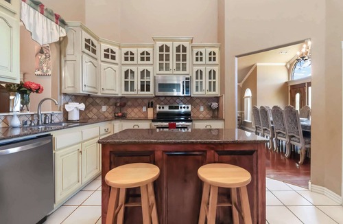 Springdale House | Casa Oasis - Large Home, 1-Acre, Near Trails & Fun