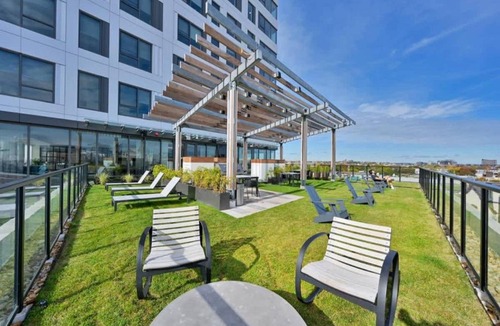 Central Square Apartment | Central Penthouse City Skyline Views Gym sleep 8