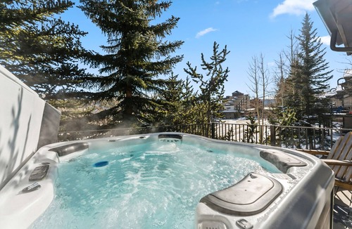 Peak 9 House | Centrally located 3 bdrm town-home, Attached garage parking, Walk to downtown Br