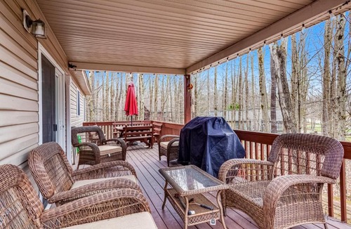 Pocono Lake House | Chalet House