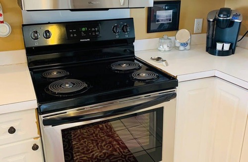 Central Myrtle Beach Apartment | Charming condo in the center of Myrtle Beach