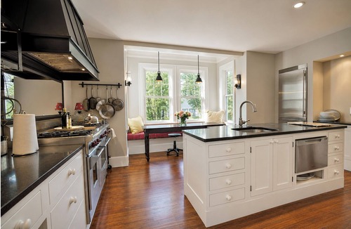 Plymouth House | Charming Converted Carriage House, Historic Downtown near Harbor