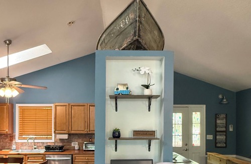 Westminster House | Charming Family Friendly Waterfront Home on Lake Hartwell