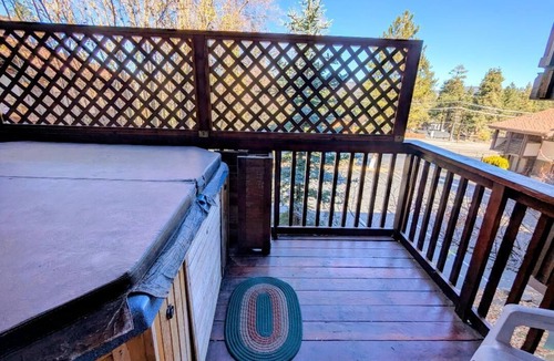 Big Bear Lake House | Charming Forest Retreat – Steps from Snow Summit Slopes