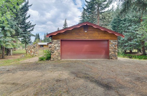 Idaho Springs Cottage | Charming Idaho Springs Retreat on Chicago Creek!