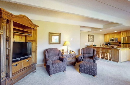 East Village at Copper Condo | Charming mountain condo w/Vail Pass views, gas fireplace, deck, & shared hot tub