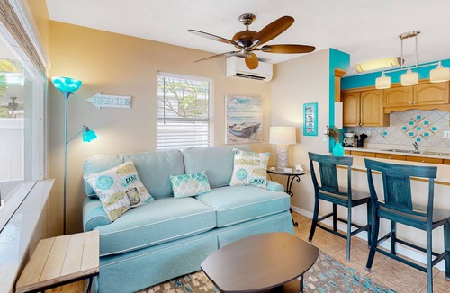 Sunset Beach Cottage | Charming, single-level cottage with a kitchen, enclosed yard, & fast WiFi