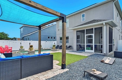 Port Tampa City House | *Chateau Nola* POOL, Hollywood Glam Room, Man Cave