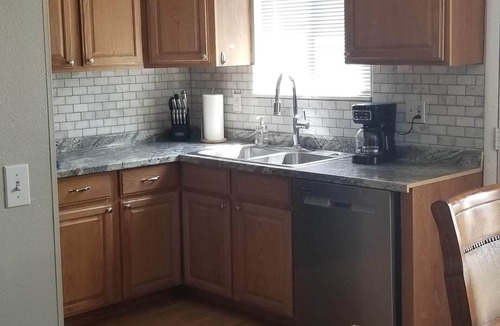 Walnut Grove House | Cheerful 4 bed home with large yard and patio near parksnear