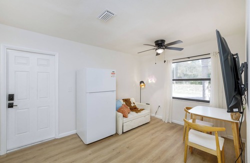 Disston Heights House | Coastal Cowgirl Retreat Near Beach + Downtown