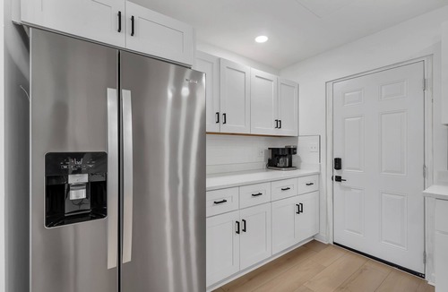 Disston Heights House | Coastal Escape - Modern St. Pete Beach House- 8mi to Beach