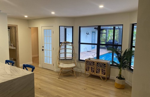 Fruitville House | Coastal Tropical Oasis With Salt Water Pool