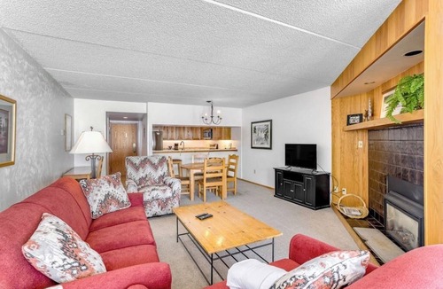 Copper Mountain Condo | Comfortable condo with ski lift views, shared fitness room, gas fireplace, & W/D