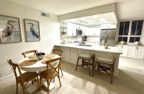 Casa del Mar Condo | Completely renovated, luxury 2-bedroom condo on Isla Del Sol near St. Pete Beach