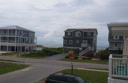 Holden Beach Condo | Condo ∙ 4 bedrooms ∙ 8 guests
