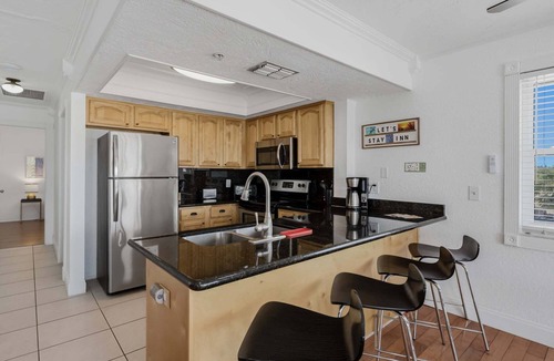 Indian Rocks Beach Resort | Condo Del Mar - Charming Fourplex w/Heated Pool, Beach Equipment, Game Room, & Steps To The Beach