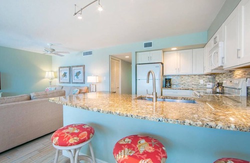Bradenton Beach House | Coquina Beach Club unit 205